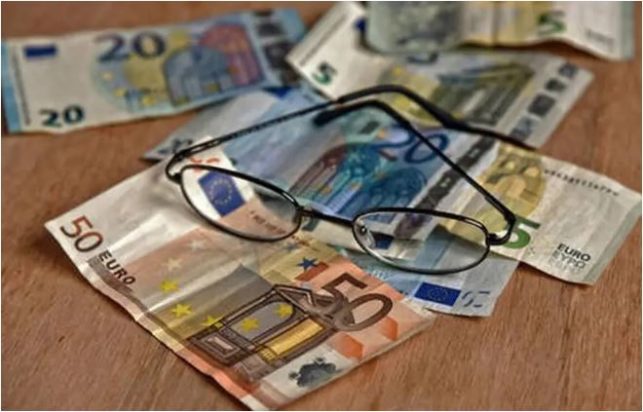 συντάξεις-αυξήσεις