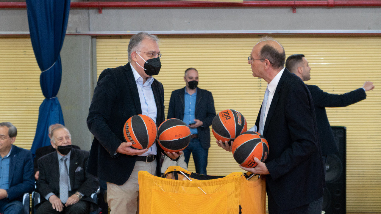 Τάκης Θεοδωρικάκος