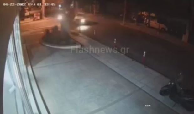 Σοκαριστικό τροχαίο στην Κρήτη: Καρέ – καρέ η σύγκρουση