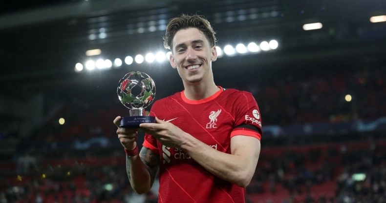 Κώστας Τσιμίκας: Γνώρισε την αποθέωση μετά την εμφάνιση και τις ασίστ κόντρα στην Μπενφίκα