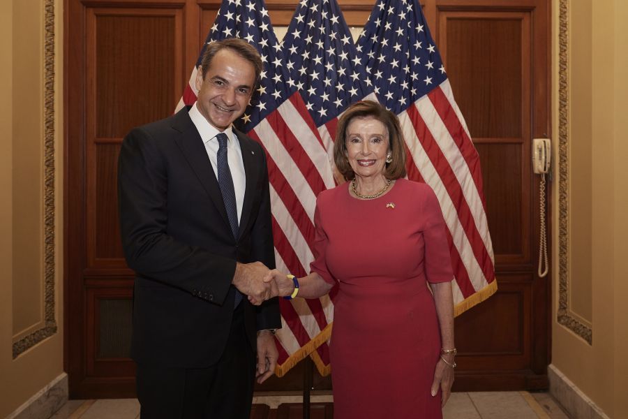 Πελόζι Μητσοτάκης