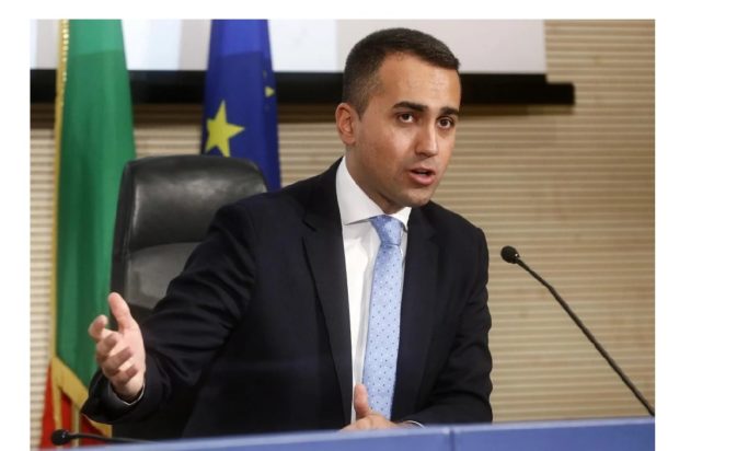 Ο Ιταλός υπουργός εξωτερικών Ντι Μάιο