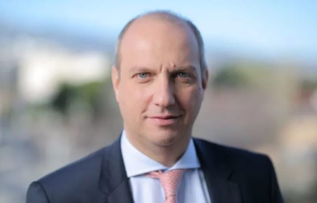 Γιάννης Οικονόμου