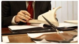 συμβολαιογράφοι