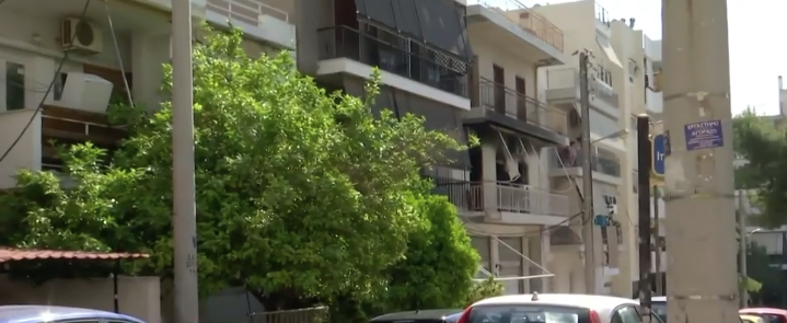 Φωτιά στο Παλαιό Φάληρο: Μαχαίρωσε την 78χρονη δύο φορές στον θώρακα – Τα νέα στοιχεία