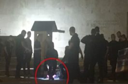 Σύνταγμα- ένοπλος- σύλληψη