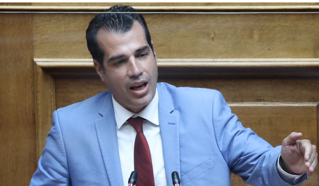 Θάνος Πλεύρης