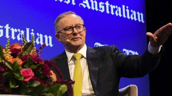 Άντονι Αλμπανέζι: Ποιος είναι ο νέος πρωθυπουργός της Αυστραλίας – Ήττα για τους Συντηρητικούς του Σκοτ Μόρισον