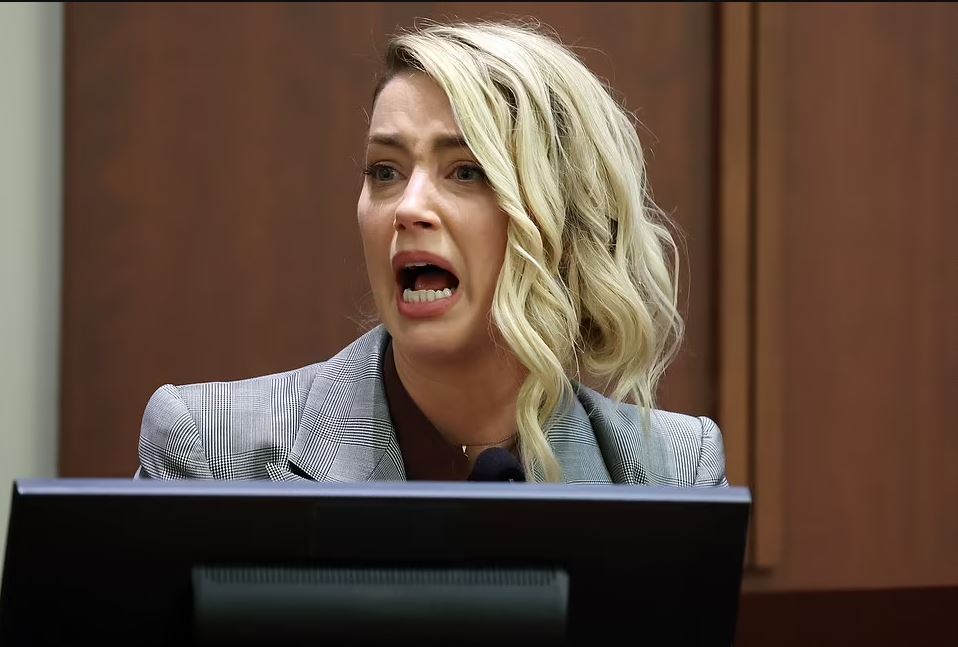 Άμπερ Χερντ: Οι άνθρωποι θέλουν να βάλουν το μωρό μου σε φούρνο μικροκυμάτων