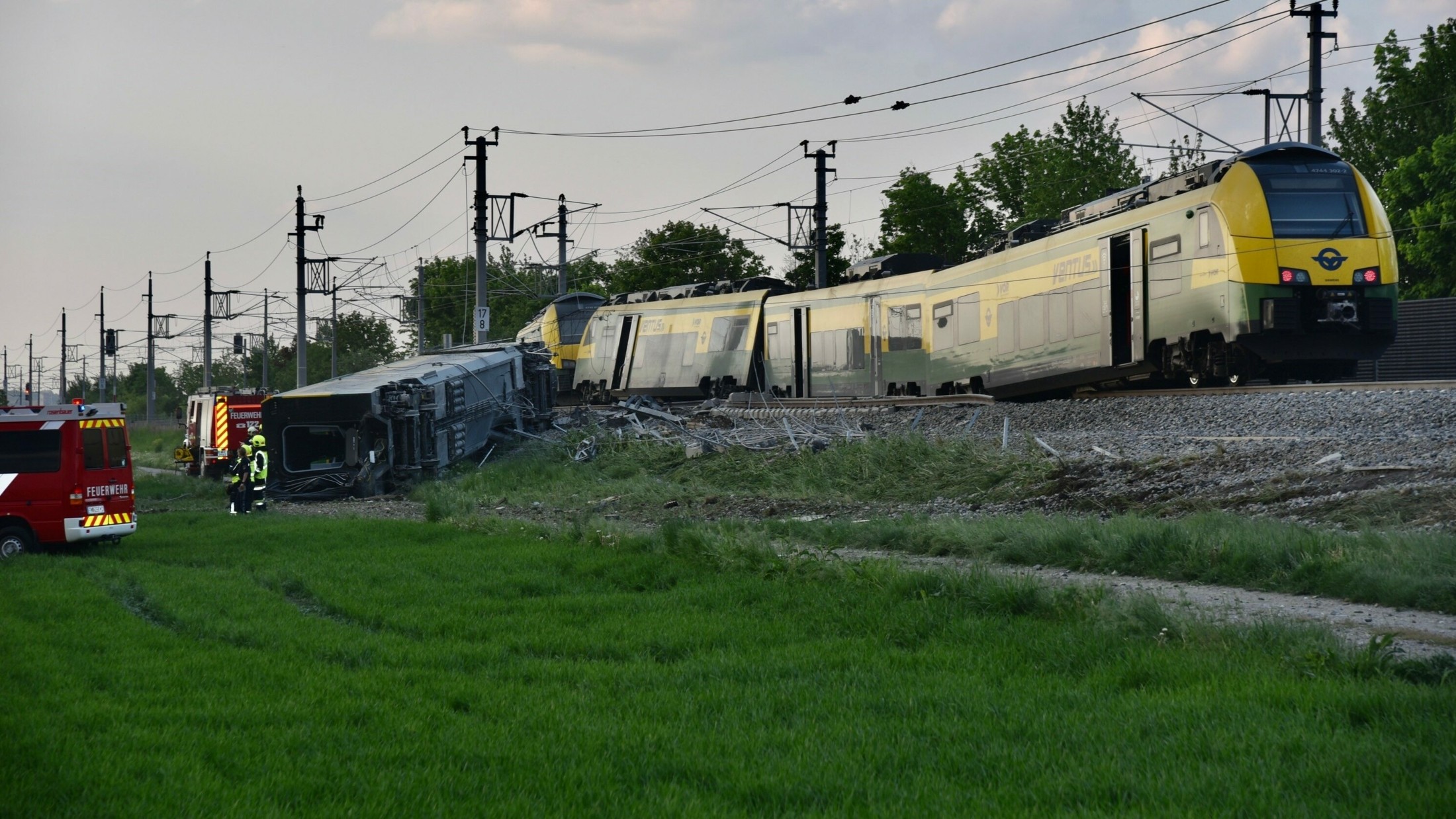 Αυστρία: Εκτροχιασμός τρένου – Πληροφορίες για νεκρούς και τραυματίες