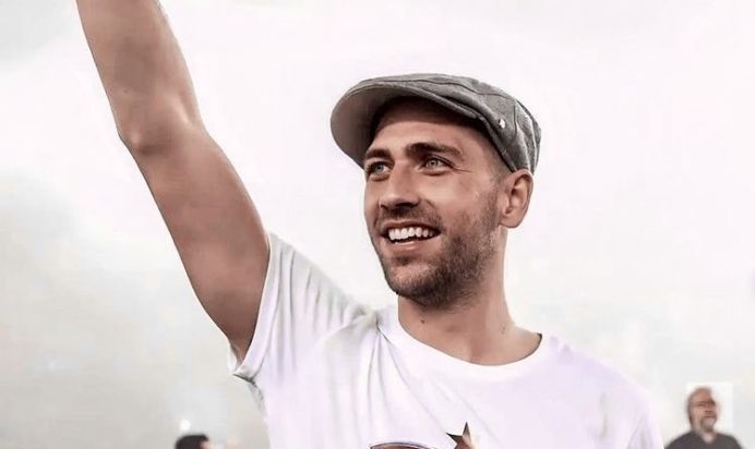 Τάσος Μπακασέτας