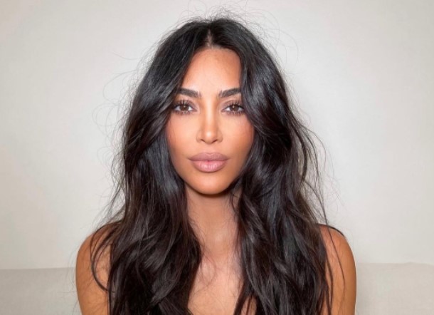 Θέλετε περισσότερο όγκο στα μαλλιά; Δοκιμάστε αυτή την εύκολη τεχνική