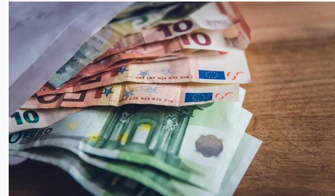 επιστρεπτέα