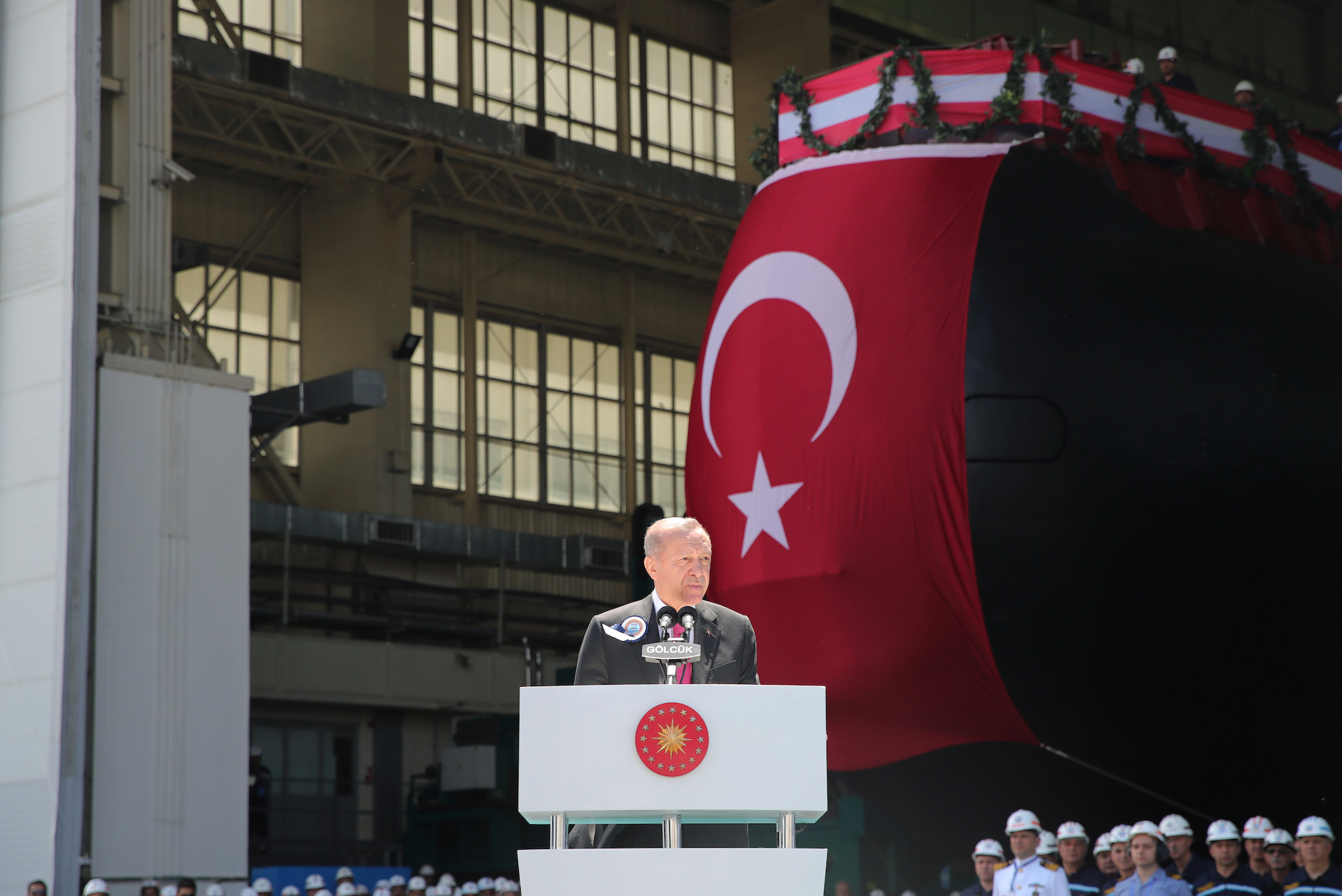 Προκαλεί ο Ερντογάν: “Ειρηνευτική επιχείρηση” η εισβολή στην Κύπρο – Παρών στα “αποκαλυπτήρια” του πρώτου γερμανικού υποβρυχίου