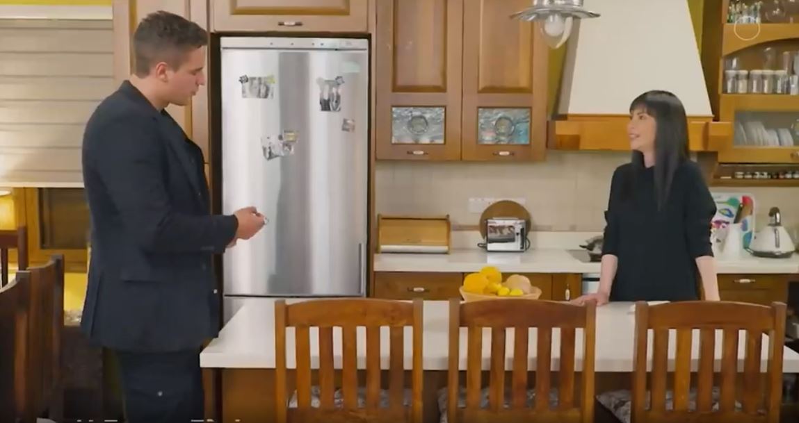 Η Γη της Ελιάς: Οι τύψεις τον έχουν καταβάλει