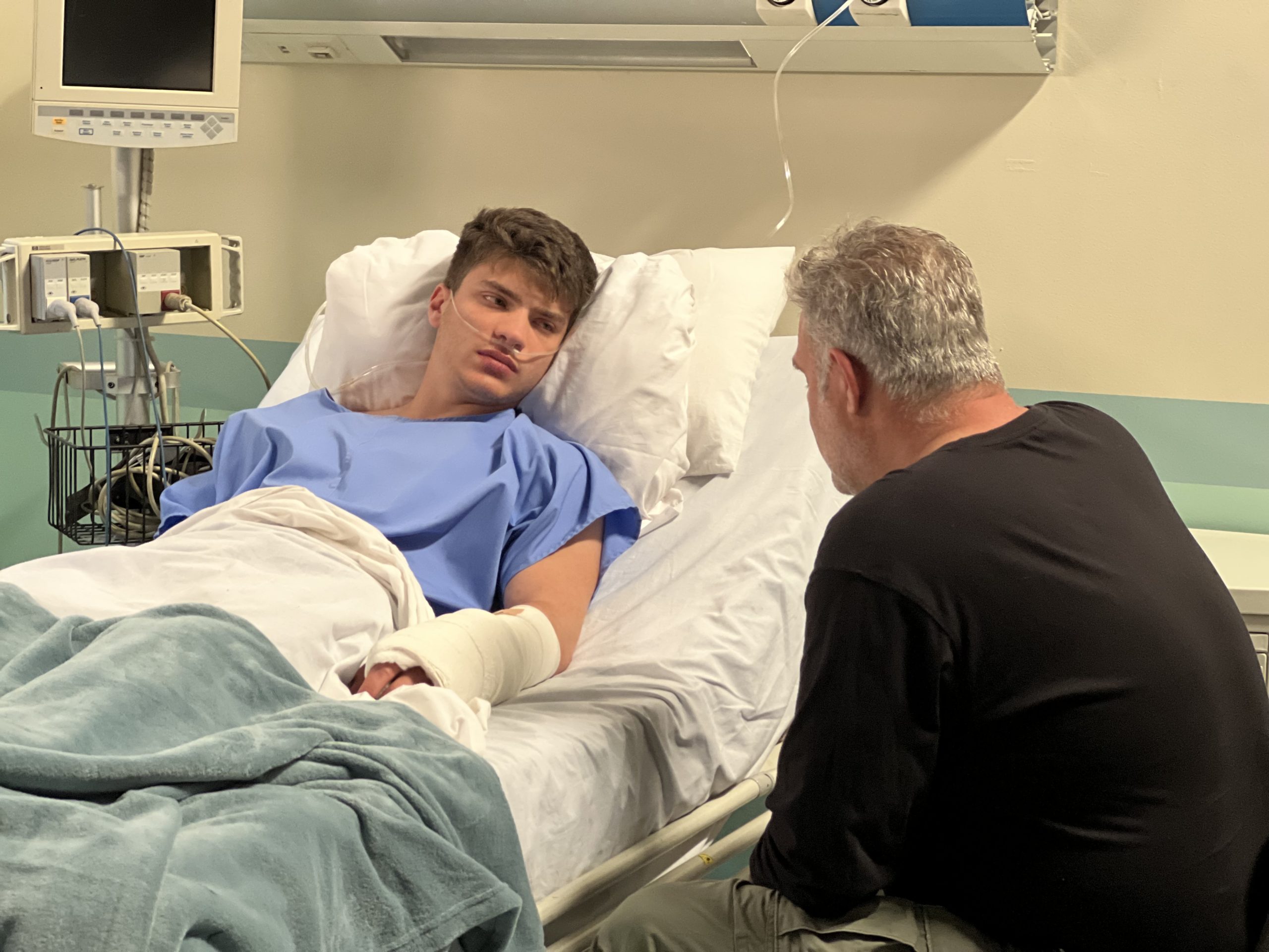 Η Γη της Ελιάς: Η Βασιλική αποφασίζει να πει όλη την αλήθεια στον Φίλιππο για το μωρό