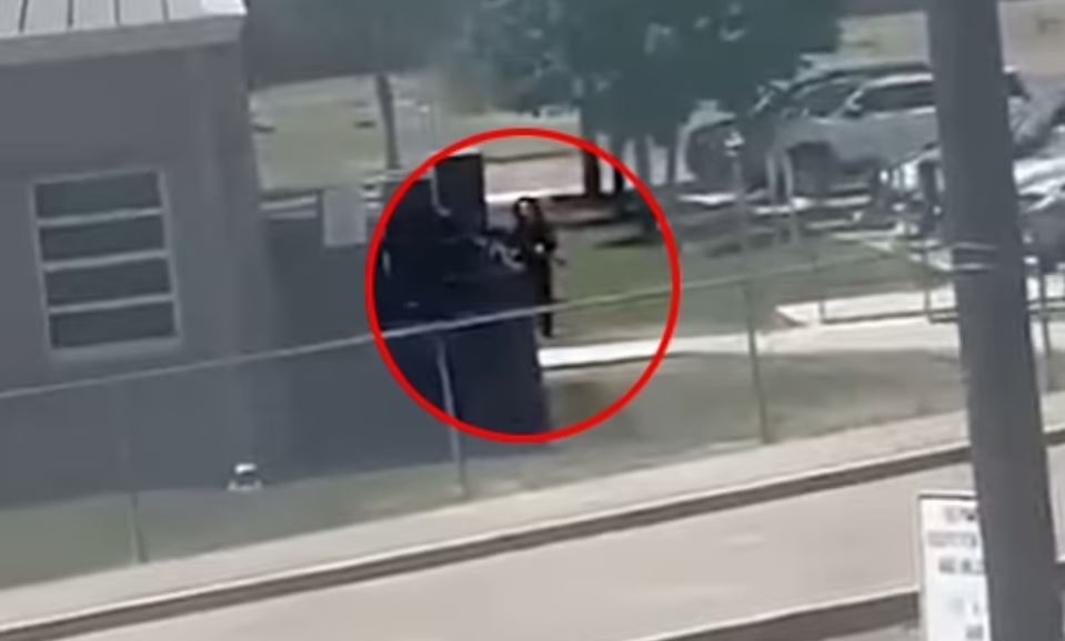 μακελειό στο σχολείο