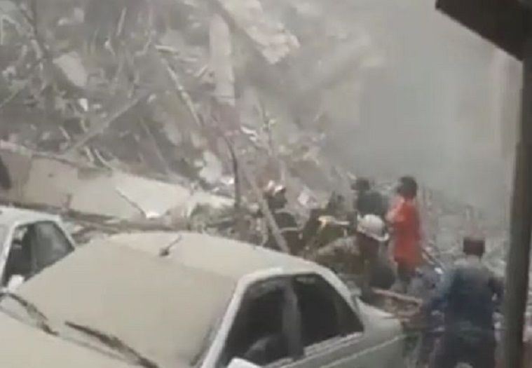 Τραγωδία στο Ιράν: Κατέρρευσε δεκαώροφο κτίριο – Τουλάχιστον τέσσερις νεκροί