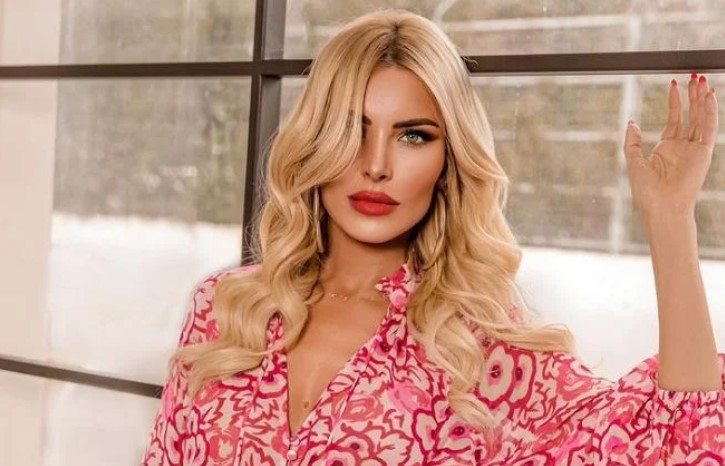 Γενέθλια για την Κατερίνα Καινούργιου – Το ταξίδι της στο Παρίσι μαζί με τις φίλες της