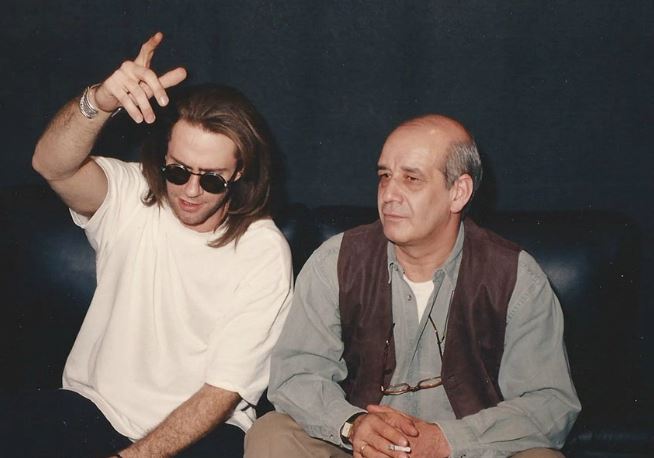 Ο Στέφανος Κορκολής για τον Δημήτρη Μητροπάνο: Πώς έγινε επιτυχία το “Θες” 10 χρόνια μετά