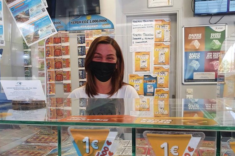 Κέρδισε 6,3 εκατ. ευρώ στο ΤΖΟΚΕΡ με 3 ευρώ – Η ιδιοκτήτρια του τυχερού καταστήματος ΟΠΑΠ στην Κω μιλάει για το «χρυσό» δελτίο