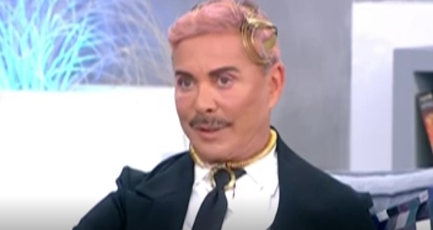 Λάκης Γαβαλάς: Έχω κι άλλα 10 σπίτια που μου έχουν πάρει και δεν τα γνωρίζετε