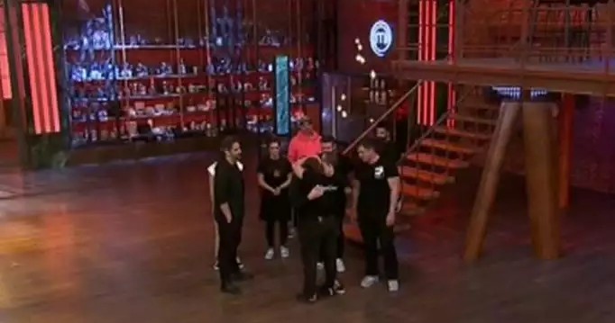 MasterChef: Μάριος ή Καλλιόπη; – Δείτε ποιος παίκτης αποχώρησε από το ριάλιτι μαγειρικής – ΒΙΝΤΕΟ