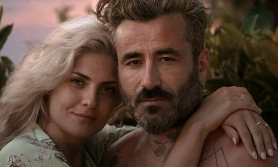 Παντρεύτηκαν ο Γιώργος Μαυρίδης και η Κρίστη Καθάργια