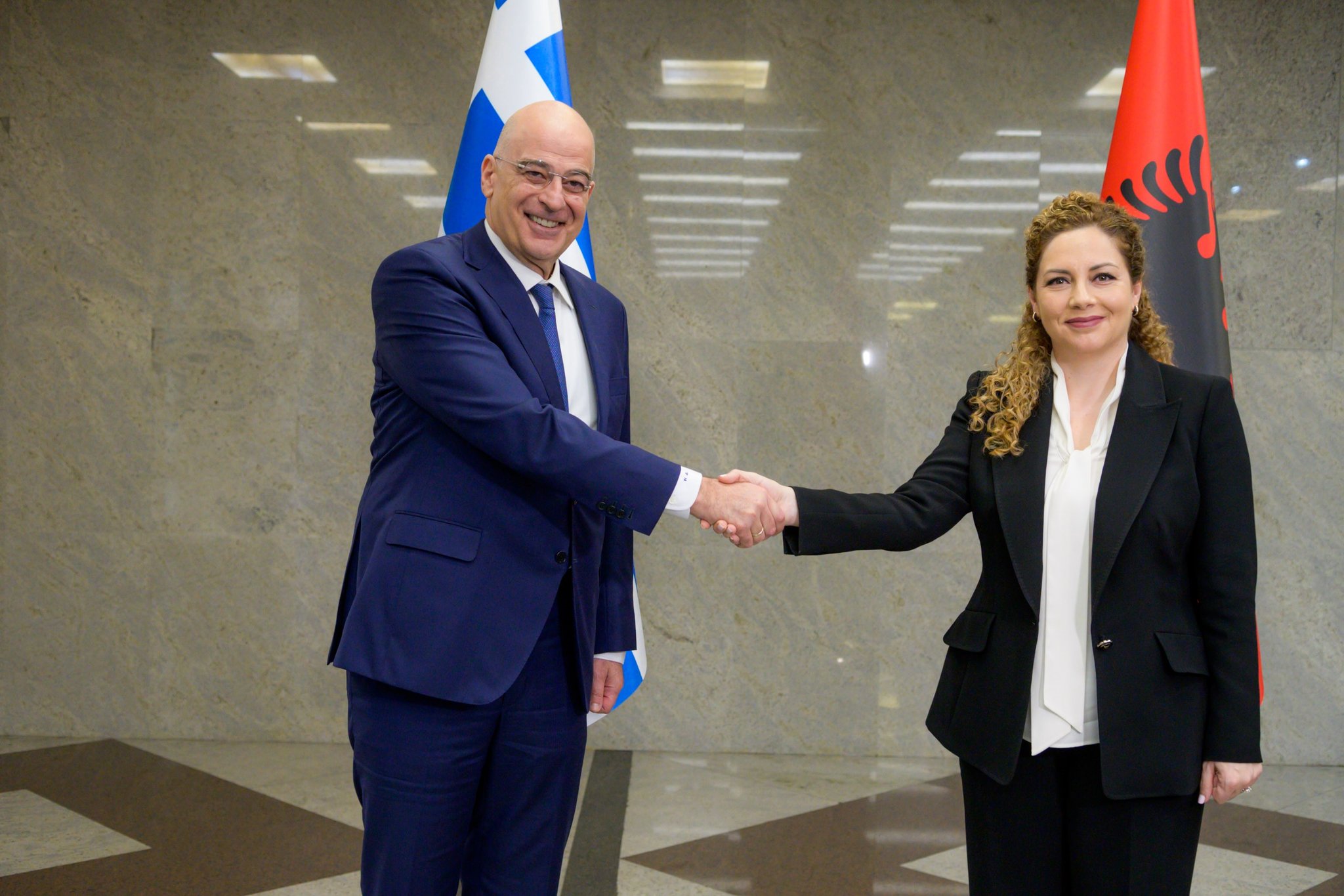 Νίκος Δένδιας: “Επεισόδιο” στα Τίρανα με την Αλβανίδα ΥΠΕΞ που ζήτησε άρση εμπόλεμου για τους Τσάμηδες