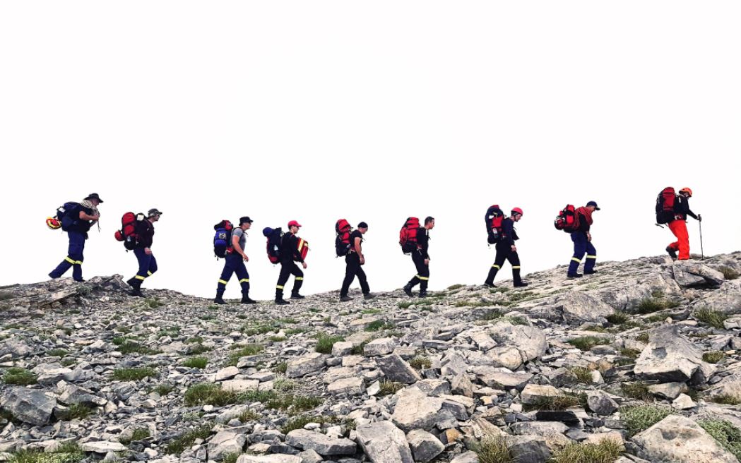 Συναγερμός στον Όλυμπο: Γερμανός ορειβάτης έπεσε σε γκρεμό – Σε εξέλιξη επιχείρηση διάσωσης από την Πυροσβεστική, σηκώθηκε ελικόπτερο 