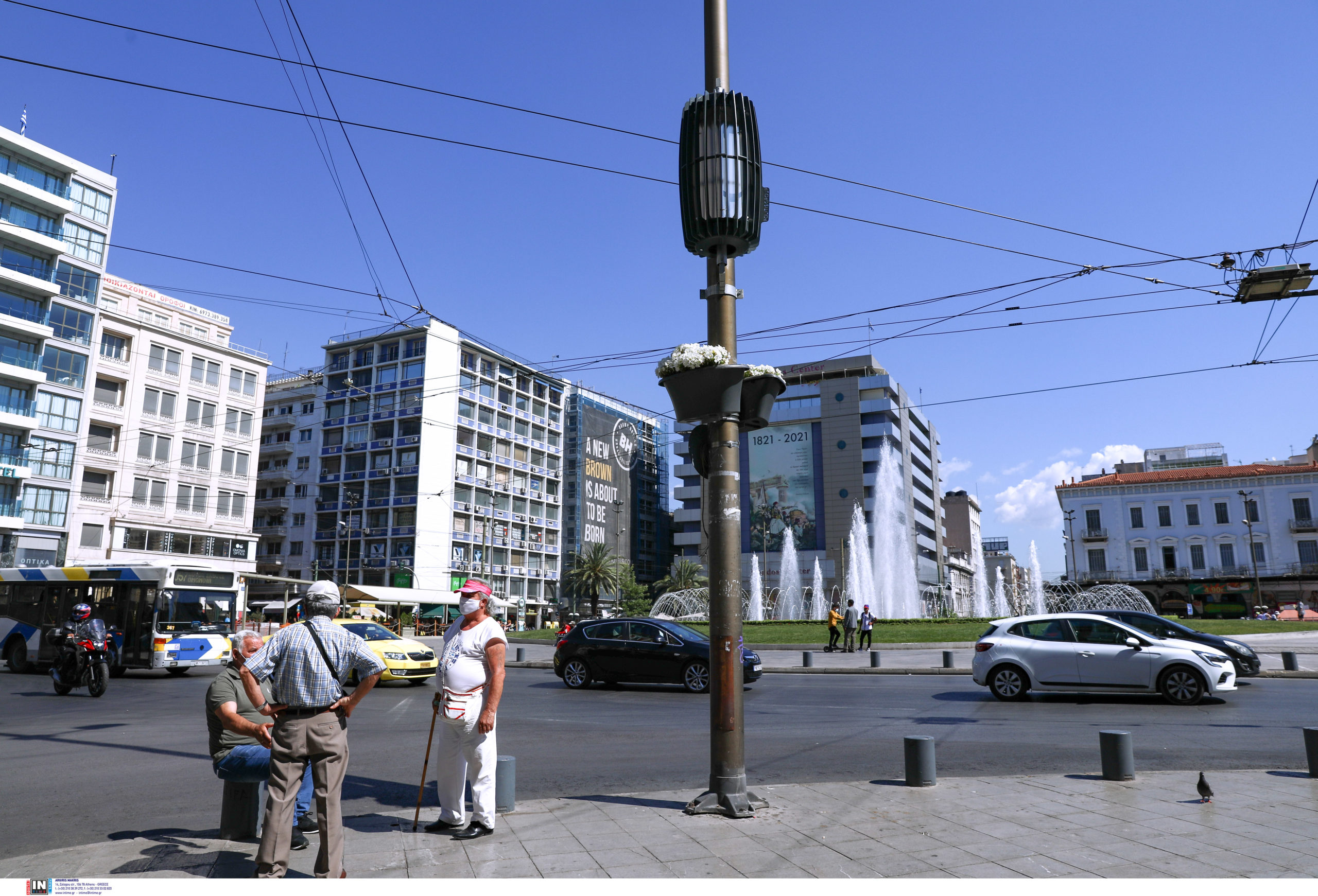 Άγρια δολοφονία στο κέντρο της Αθήνας: Σκότωσε τον πατέρα του με μπαλτά