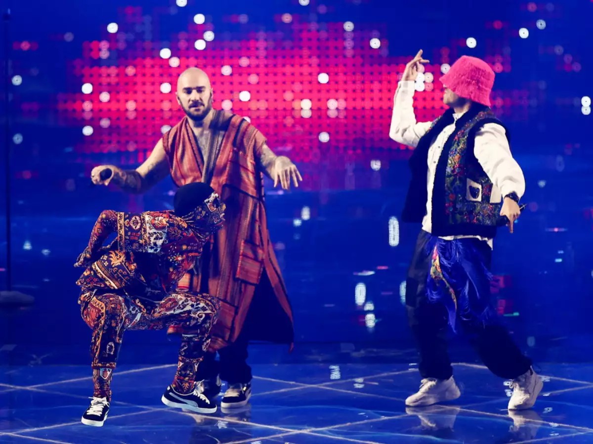 Eurovision 2022: Καταχειροκροτήθηκε η Ουκρανία με τους Kalush Orchestra – ΒΙΝΤΕΟ