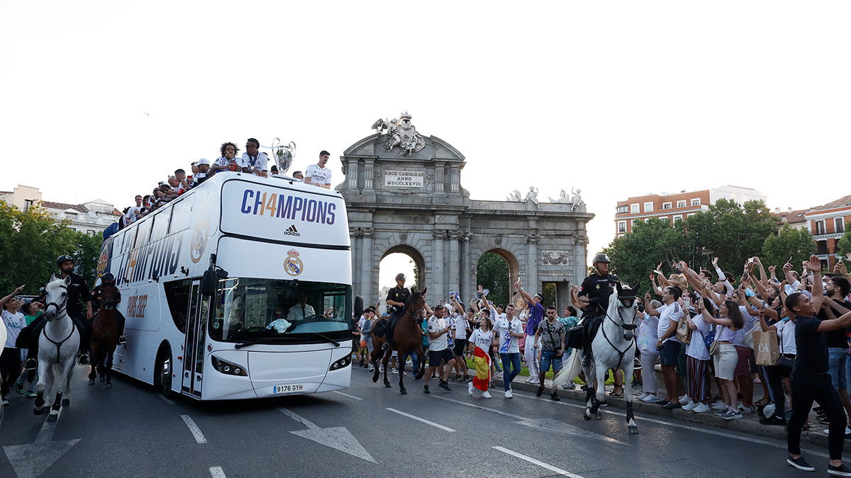 Ρεάλ: Η Μαδρίτη υποδέχτηκε τους Campeones – BINTEO