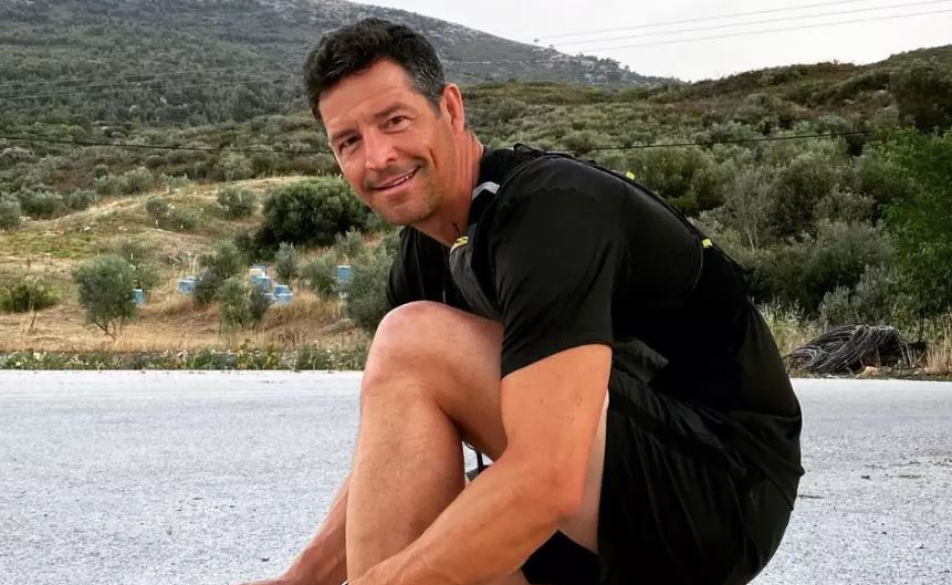 Ο Απόστολος Ρουβάς επέστρεψε στην Κέρκυρα – Η φωτογραφία με τον αδελφό του