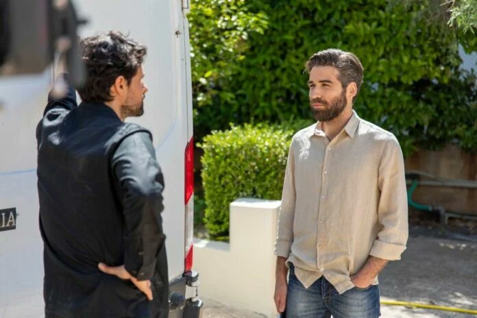 Σασμός: Ο Αστέρης κινδυνεύει να αποκαλυφθεί στον Σταύρο και την Αργυρώ