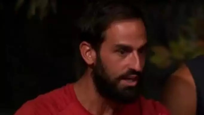 Survivor: Πανικός στο συμβούλιο – Ο Άρης έβγαλε στη φόρα το «σχέδιο» του Μαρτίκα