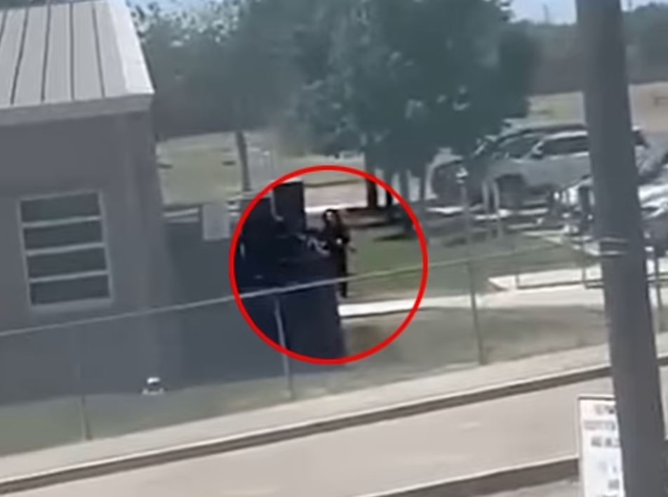 Μακελειό στο Τέξας: Σκότωσε 10χρονη τη στιγμή που καλούσε την Αστυνομία – “Θα πεθάνετε όλοι”