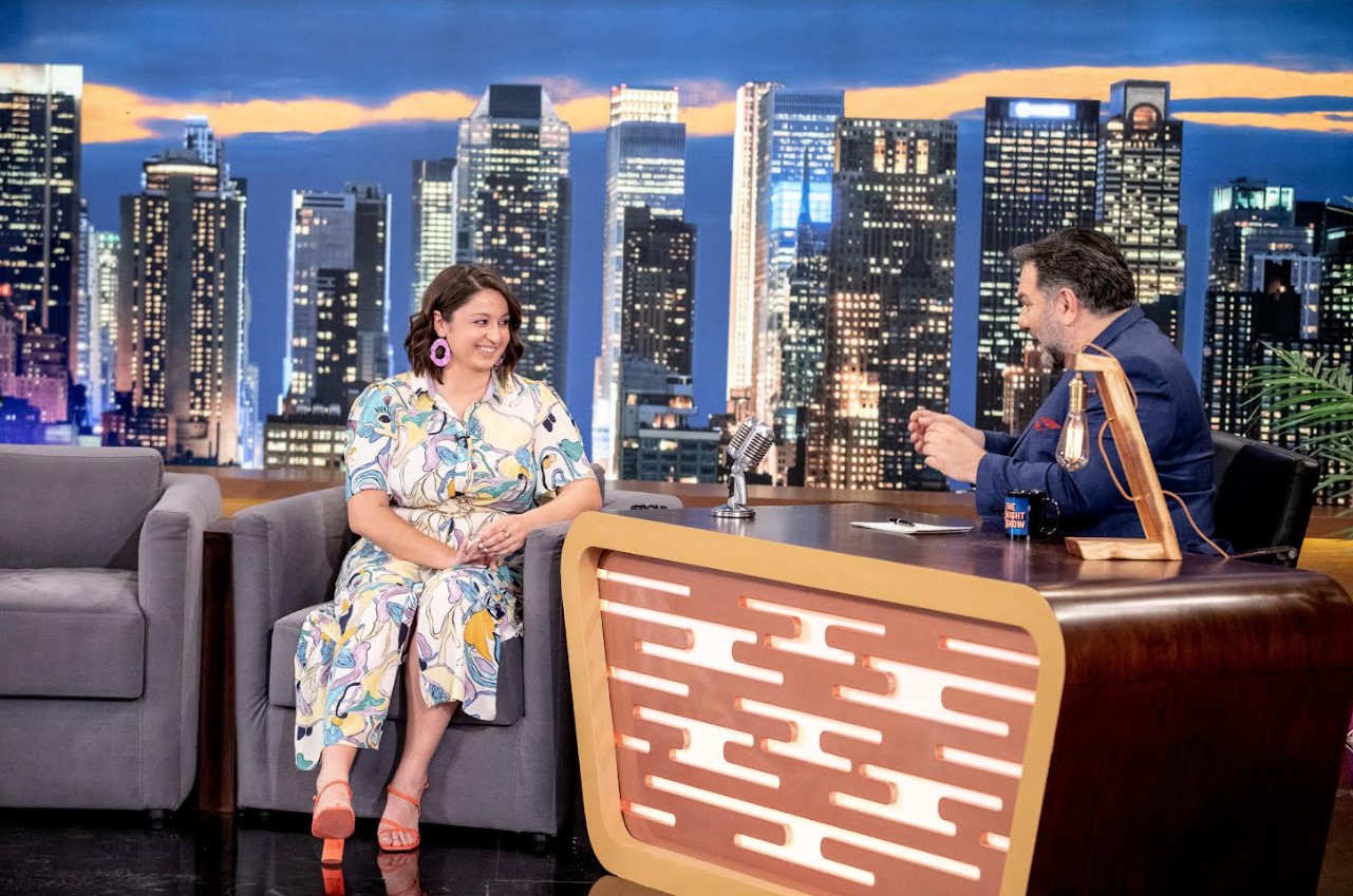 The 2Night Show: Ο Γρηγόρης Αρναούτογλου υποδέχεται την Μαργαρίτα Νικολαΐδη και τον Νίκο Ζώτο