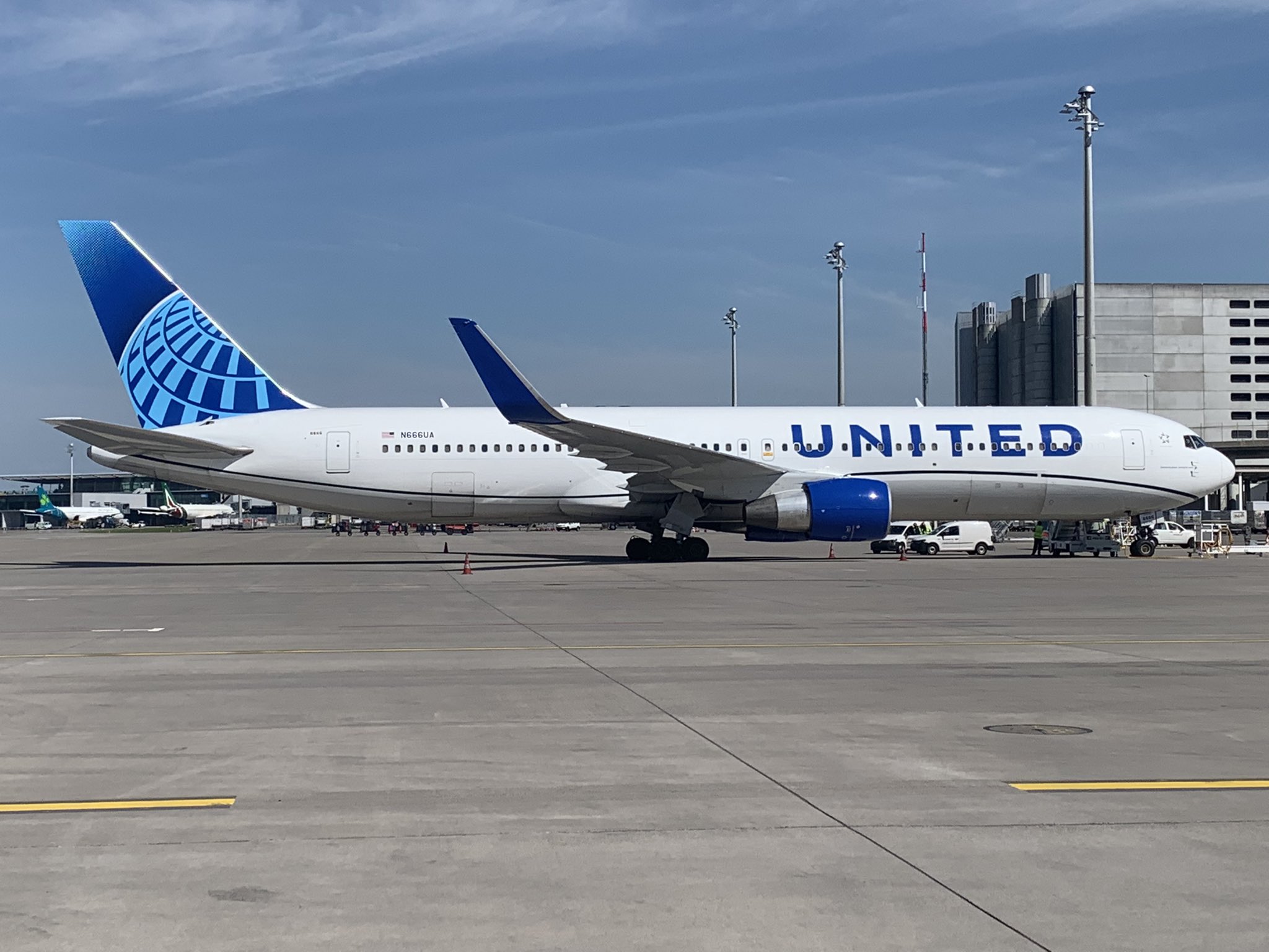 Αναστάτωση σε πτήση από Αθήνα για Νέα Υόρκη – Κατευθύνεται προς το Ρέικιαβικ