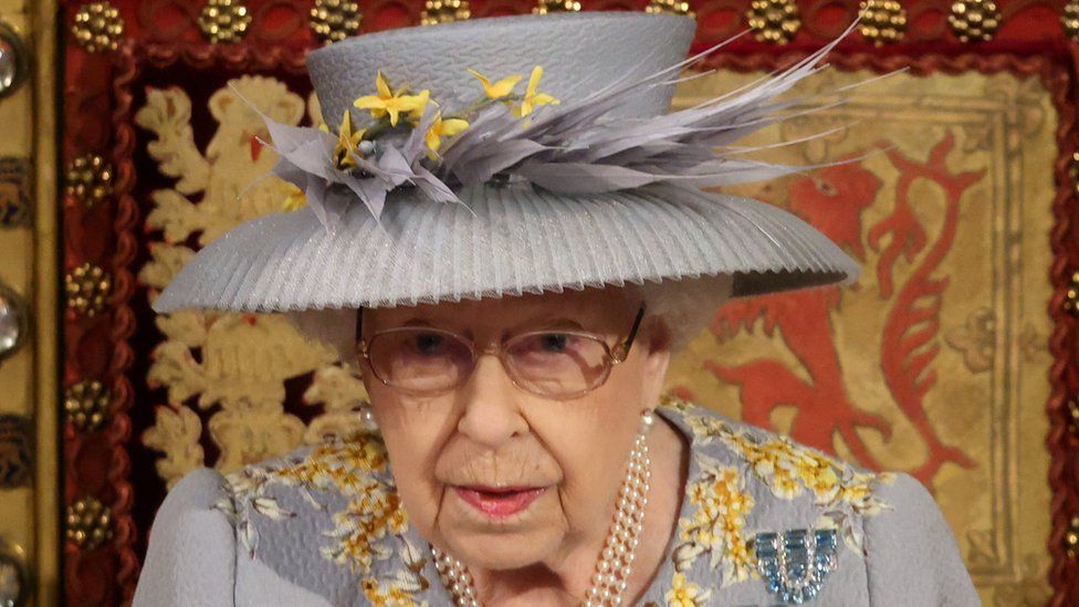 Ενός λεπτού σιγή για την βασίλισσα Ελισάβετ—Η ανακοίνωση της Ντάουνινγκ Στριτ