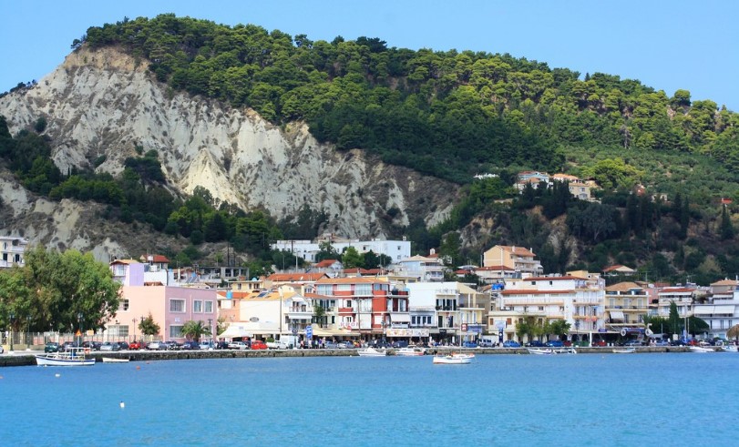 Ζάκυνθος: 20χρονη κατήγγειλε τον 25χρονο σύντροφό της για βιασμό