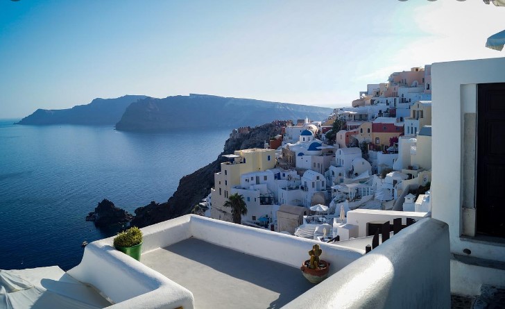 Ελλάδα… Θα θέλεις να μείνεις για πάντα! – Η ιστορία πίσω από το νέο σποτ του ΕΟΤ με τον… Όττο