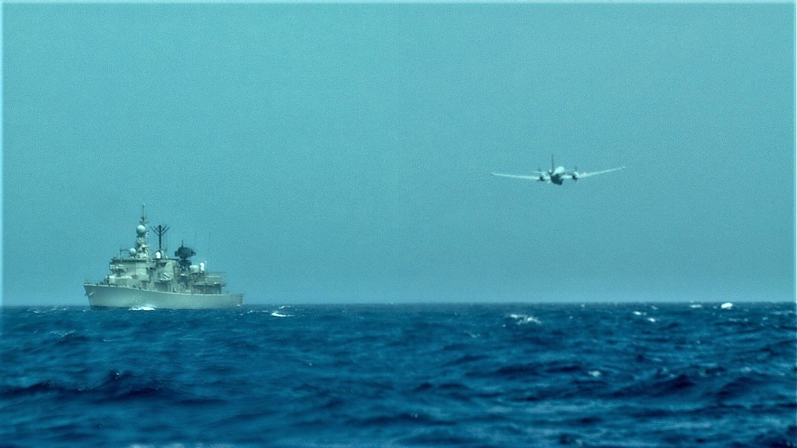 Μία φρεγάτα στο στόχαστρο του… αόρατου υποβρυχίου ΜΑΤΡΩΖΟΣ – ΦΩΤΟ