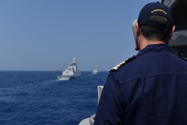 Επιχειρήσεις ανθυποβρυχιακού πολέμου με φρεγάτα, υποβρύχιο και μονάδες της SNMG2