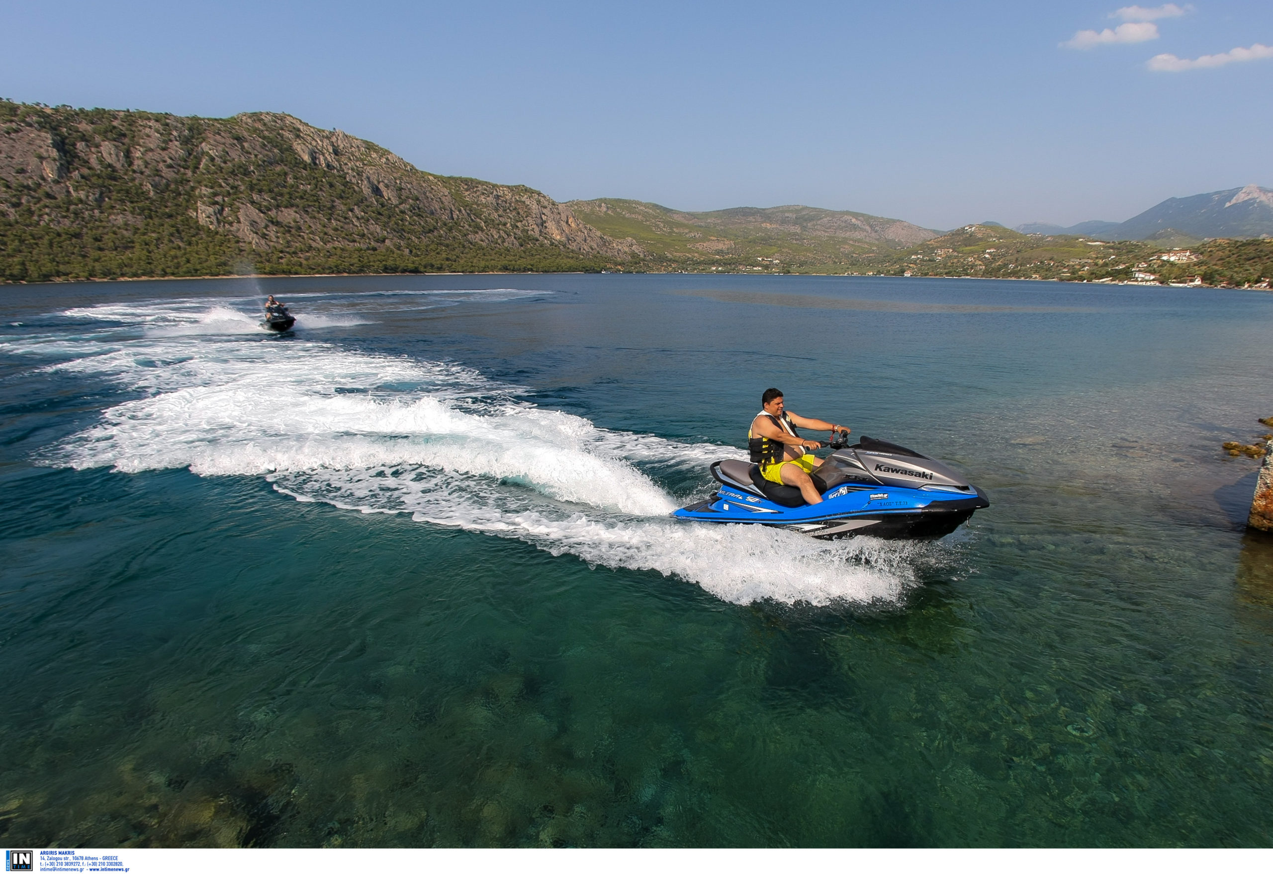 Μύκονος: Φρένο από το ΣτΕ στη χρήση jet ski και flyboart στον Πλατύ Γιαλό