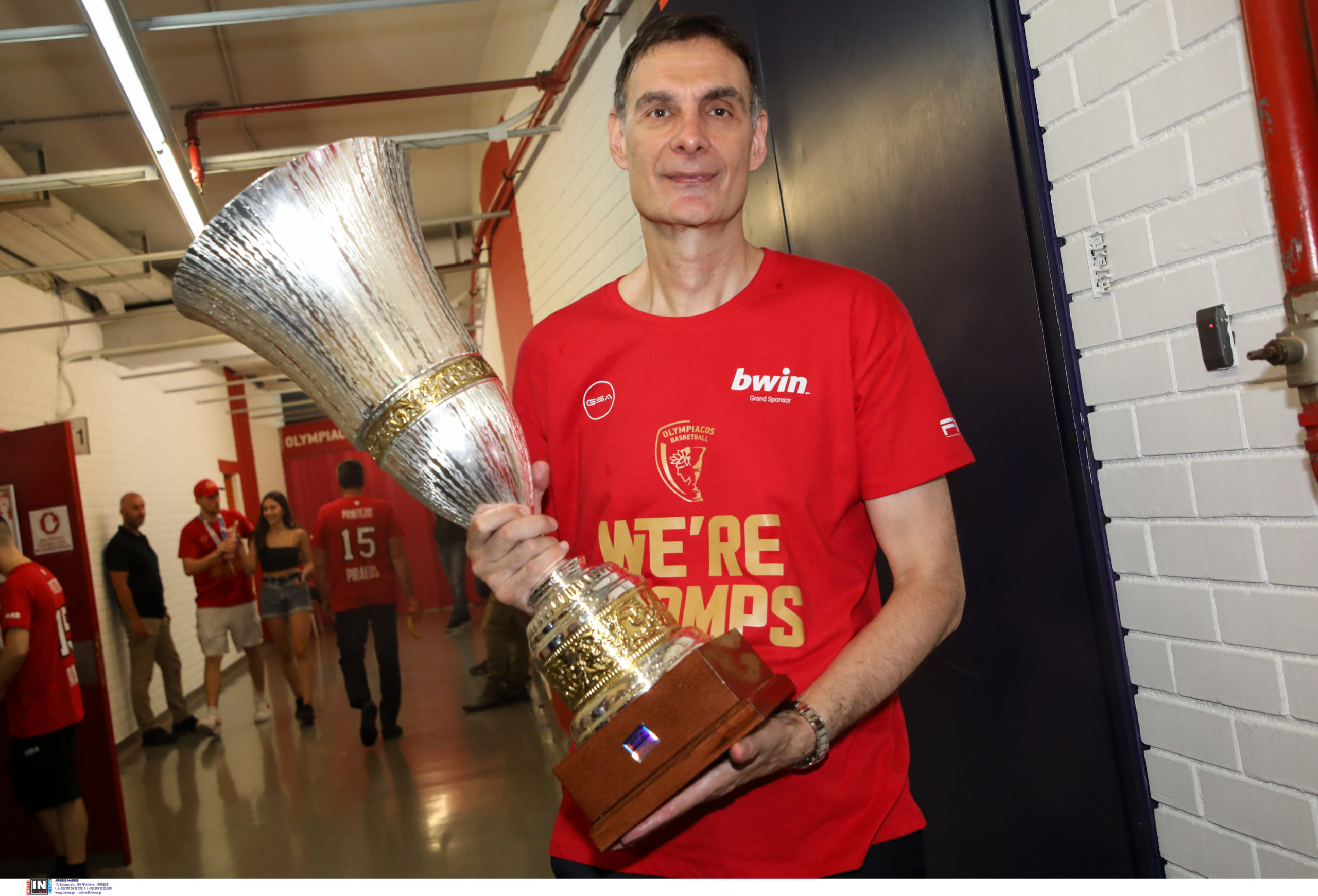 Ολυμπιακός: Ανανέωσε έως το 2025 ο Γιώργος Μπαρτζώκας