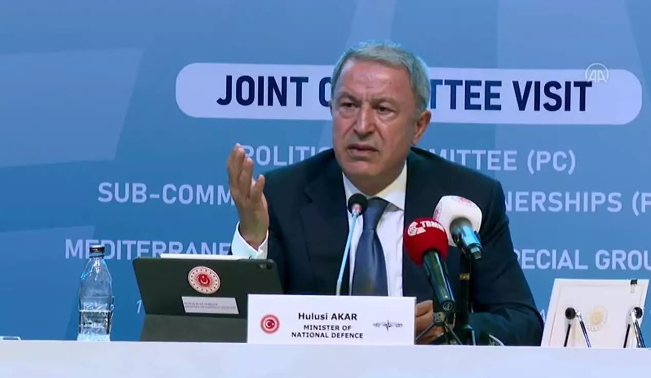 Χουλουσί Ακάρ