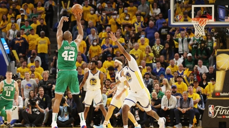 NBA: Με επική ανατροπή οι Σέλτικς έκαναν το «break» κόντρα στους Γουόριορς – ΒΙΝΤΕΟ