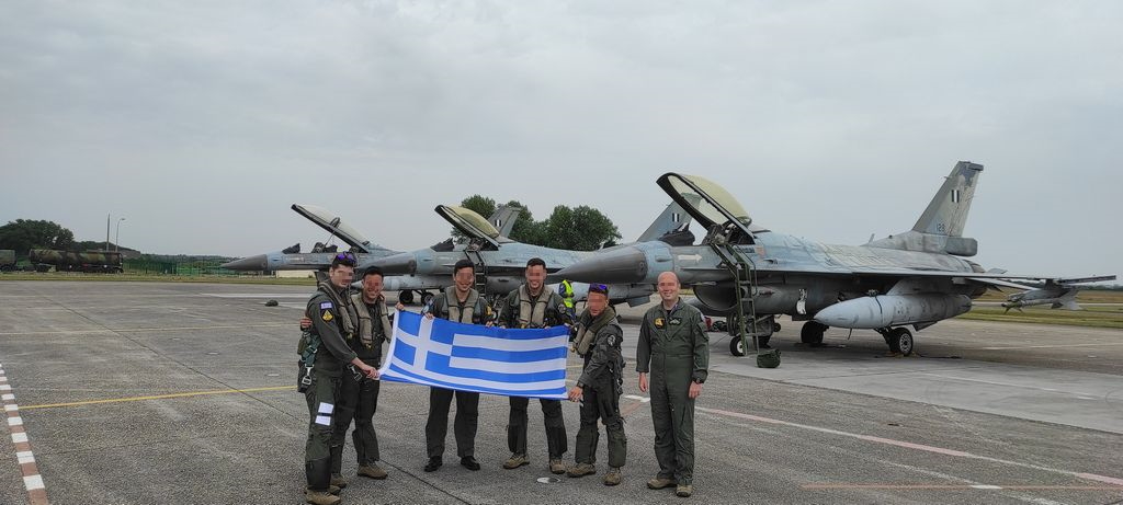 Άσκηση Elephant walk F-16