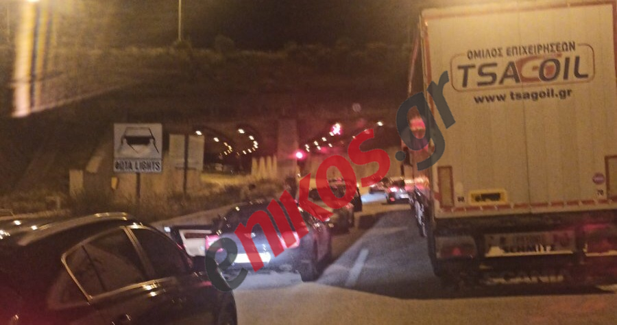 Τροχαίο στην Εγνατία: ΙΧ συγκρούστηκε με φορτηγό – Ένας τραυματίας